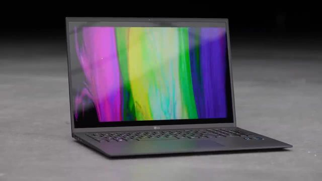 بررسی سبک ترین لپ تاپ 16 اینچی جهان