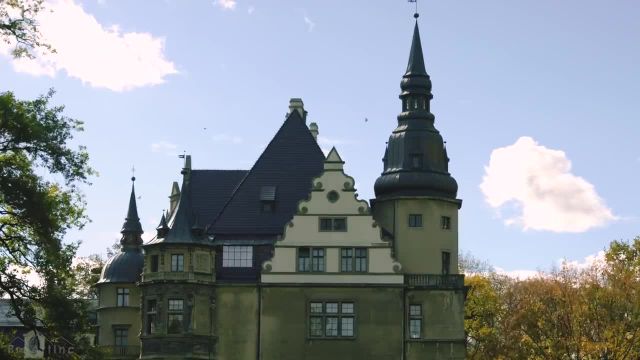 قلعه های لهستانی | فیلم های پهپادی خیره کننده از بهترین قلعه های لهستان
