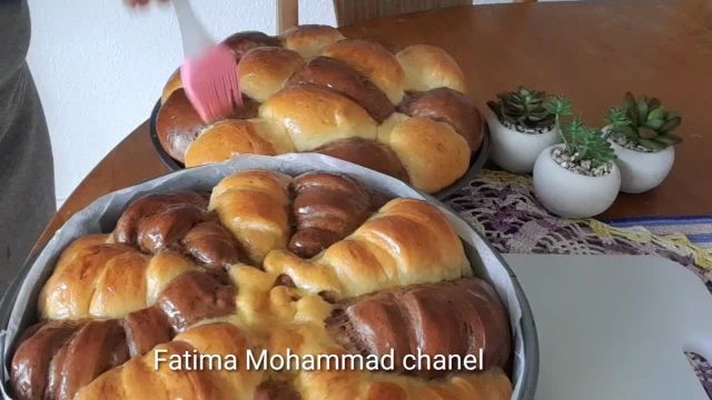 طرز تهیه نان ساده و شکلاتی نرم و پفدار مخصوص صبحانه و عصرانه به روش افغانی