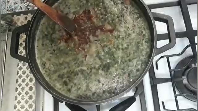 طرز پخت آش جو خوشمزه و لعابدار به سبک سنتی و قدیمی ایران