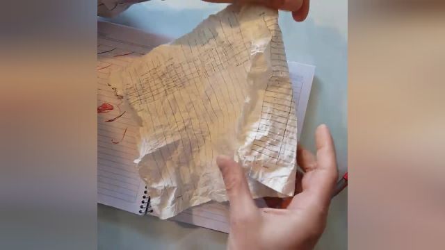 کاغذ مچاله شده و از هم گسیخته شدن بافت کاغذ چه تاثیری در نگارش دارد؟
