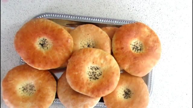 طرز تهیه نان افغانی خوشمزه و پنبه ای مناسب برای پذیرایی