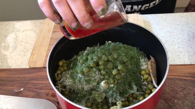 طرز تهیه نخود فرنگی پلو با خوراک گردن و شوید خشک | غذای سنتی ایرانی