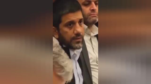 نماز خواندن علیرضا دبیر در جلسه وزیر ورزش با رؤسای فدراسیون‌ ها | ویدئو