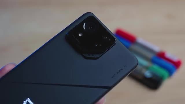 بررسی گوشی گیمینگ آر او جی فون 8 پرو | Asus ROG Phone 8 Pro