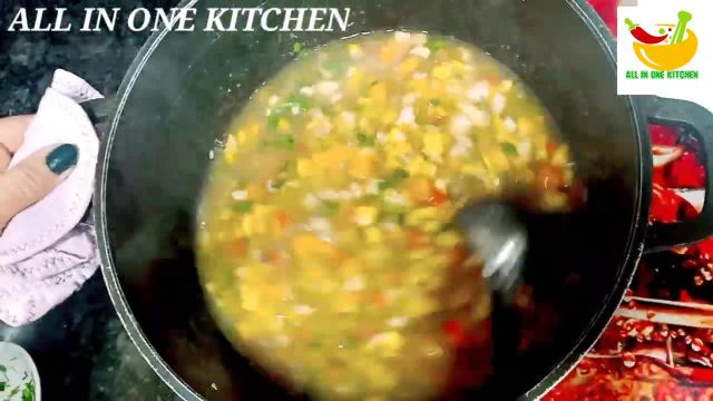 طرز تهیه سوپ با قارچ و فلفل دلمه خوشمزه و لعابدار با دستور افغانی
