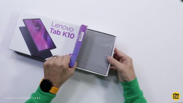 آنباکس و بررسی Lenovo Tab K10