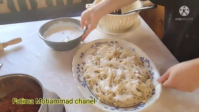 طرز تهیه آش کشیده افغانی خوشمزه و خانگی با دستور ساده