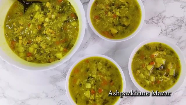 روش پخت سوپ سبزیجات با برنج خوشمزه و لعابدار به روش افغانی