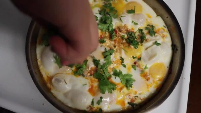 آموزش ساده ترین صبحانه با تخم مرغ و سبزیجات به روش صبحانه سرا