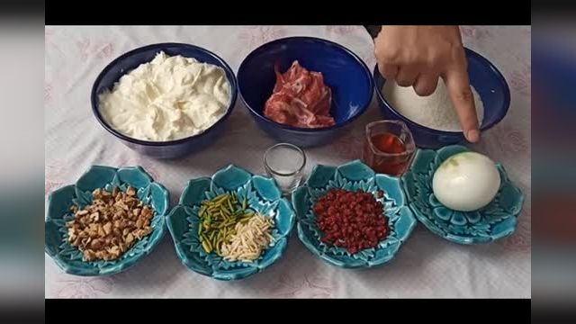 دستور پخت خورشت ماست؛ دسر سنتی اصفهان