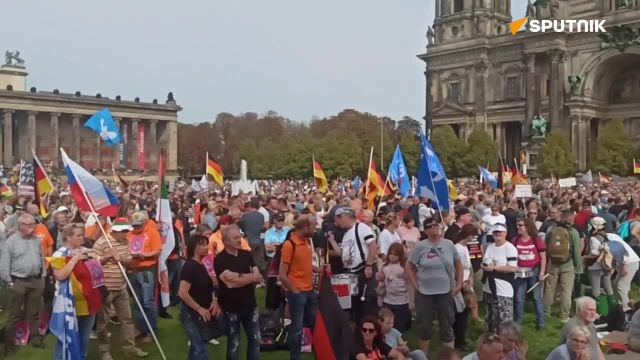 تظاهرات در آلمان و در خواست توقف حمایت از اوکراین