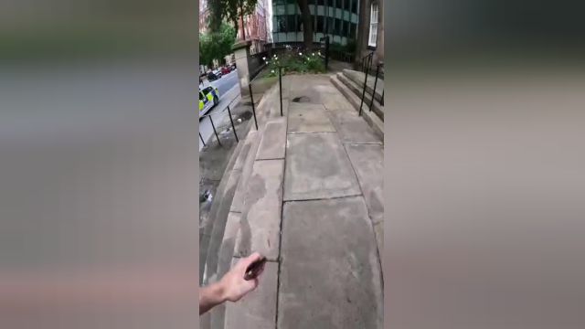 باور کنید! پارکوربازی شجاعی که ویدئوی خود را از لحظه سرقت موبایل منتشر کرد
