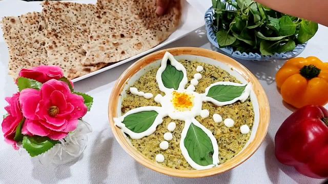 طرز تهیه کشک بادمجان خوشمزه و درجه یک پیش غذای مجلسی ایرانی