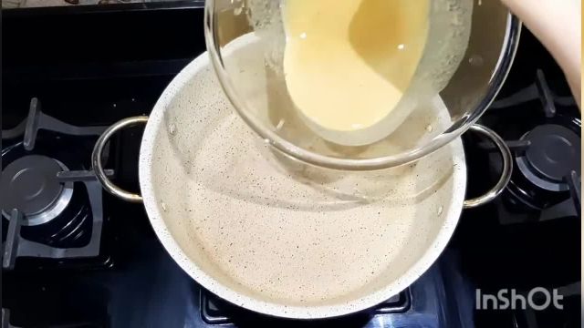 طرز تهیه کوکو تخم مرغ راحت و خوشمزه با دستور ساده و آسان