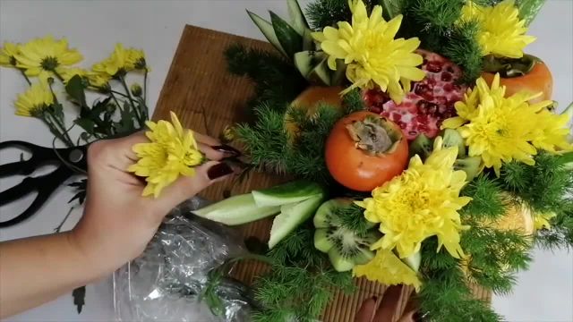 تزیین کدو حلوایی با میوه و سبزیجات (Decorations)