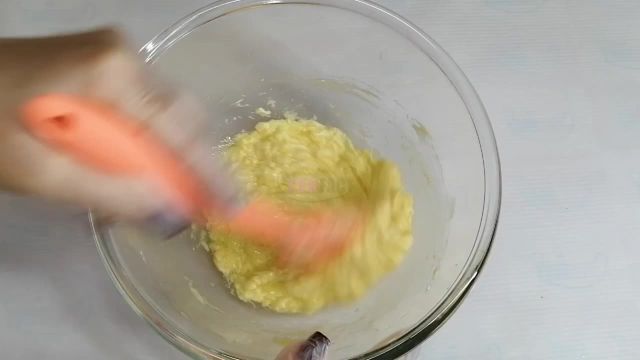 طرز تهیه بیسکویت کره ای خانگی بدون فر Butter cookie mold making tutorial