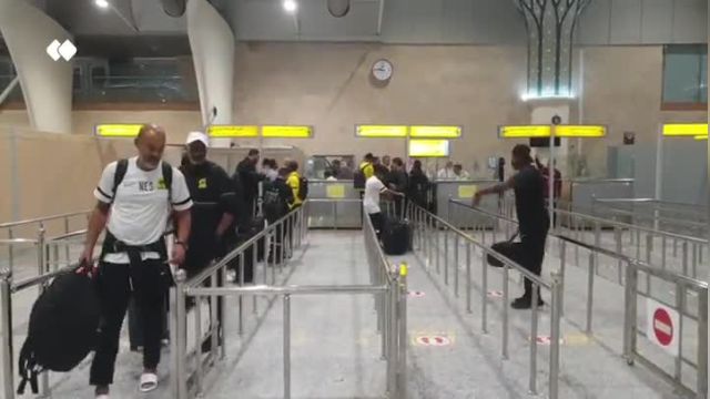 بازیکنان الاتحاد در حال ترک ایران در فرودگاه شهید بهشتی
