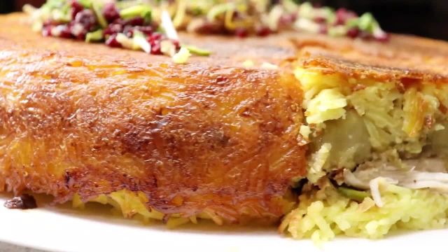طرز تهیه شیرازی پلو خوشمزه و مجلسی با بادمجان