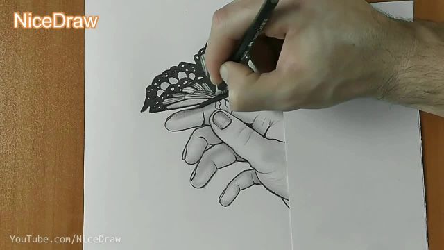 آموزش نقاشی | چگونه یک پروانه را روی دست بکشیم | نقاشی با مداد برای مبتدیان