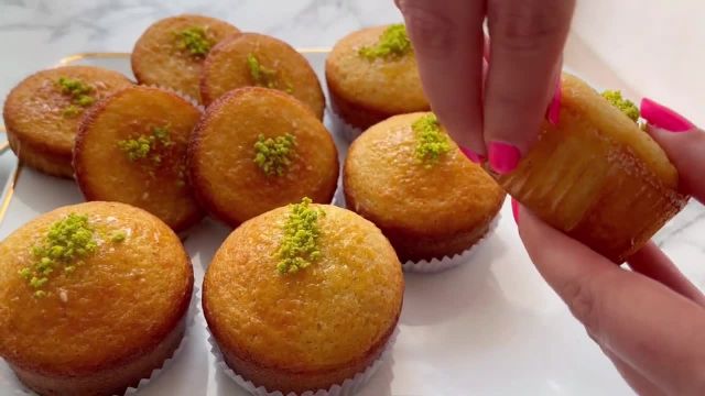 دستور پخت کیک یزدی اصل نرم و خوشمزه به روش یزدی ها