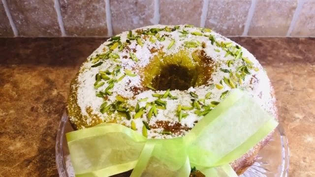 طرز تهیه کیک پسته خوشمزه و مجلسی برای عصرانه