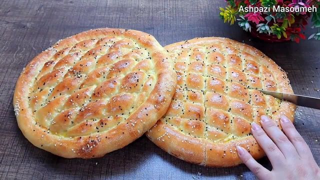 طرز تهیه نان پیده نرم و پنبه ای نان معروف ترکی مخصوص ماه رمضان