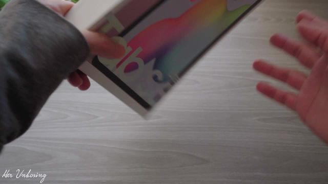 آنباکسینگ Samsung Galaxy Tab S6 Lite Chiffon Rose