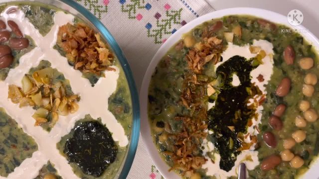 طرز تهیه آش اسفناج خوشمزه و مقوی به روش ایرانی اصیل