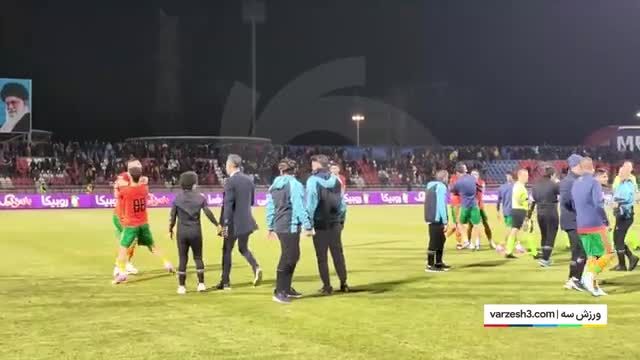 درگیری هیجان‌انگیز آذربایجان با تیموری و باقری در پایان بازی