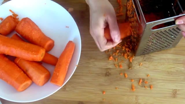 طرز تهیه حلوای زردک افغانی با هویج | دسر خوشمزه افغانی
