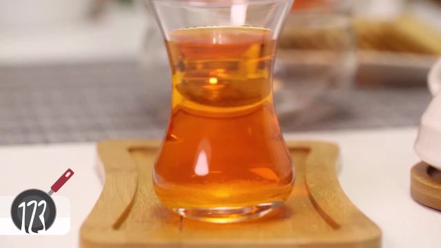 آموزش درست کردن قهوه زعفران شوشتر؛ چای با طعمی جدید و متنوع