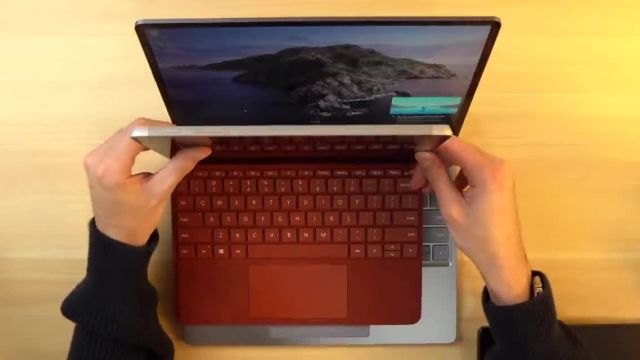 آنباکس و بررسی Surface Laptop Go