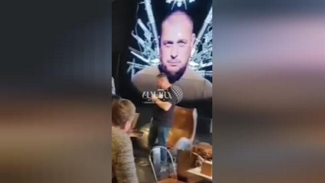 فیلم انفجار در کافه استریت بار که وبلاگ نویس مشهور روسی در آن کشته شد | ویدیو