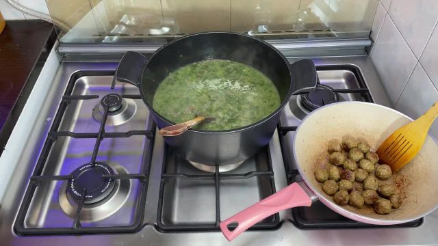طرز تهیه آش ماست سنتی تبریزی با دستور پخت اصلی