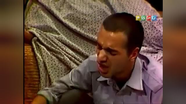 ویدیویی زیرخاکی از ایرج طهماسب بدون سبیل با ته‌ریش