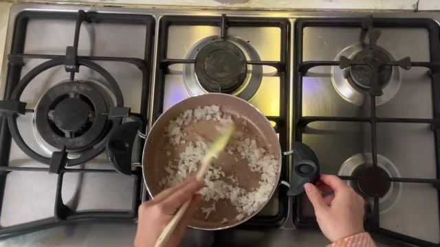 طرز تهیه لبو پلو با گوشت چرخ کرده غذای ایرانی فراموش شده