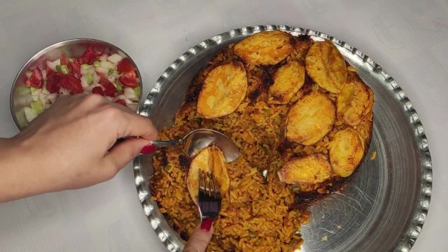 طرز تهیه لوبیا پلو خوشمزه و مجلسی با گوشت چرخ کرده برای 4 نفر