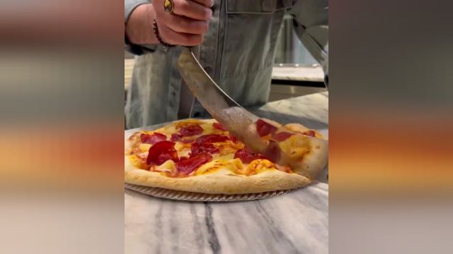 طرز تهیه پیتزا آمریکایی خوشمزه و بی نظیر به سبک نیویورک استایل