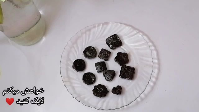 طرز تهیه شکلات تلخ درجه 1 بدون شکر فقط با 3 قلم مواد