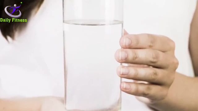 فواید شگفت انگیز آب درمانی به روش ژاپنی که همه باید بدانند!