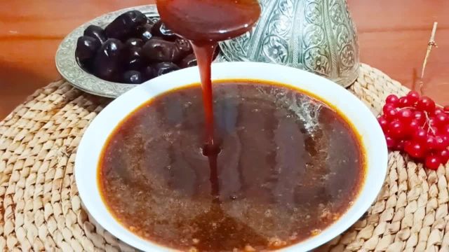 طرز تهیه شیره خرمای سالم و خوشمزه با دستور افغانی