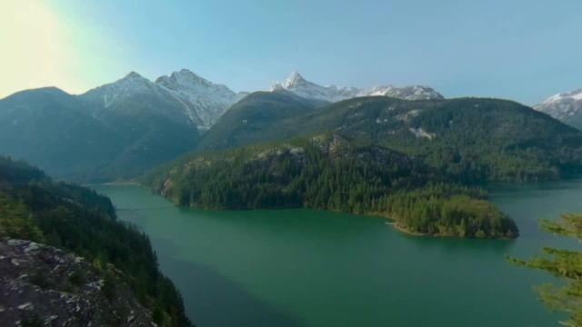 ویدیوی آرامش مجازی | مناظری از دریاچه دیابلو، پارک ملی کاسکید شمالی