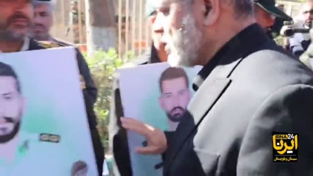 بوسه وزیر کشور بر تصویر 11 شهید حادثه تروریستی در راسک: فیلمی از لحظات امیدبخش و همدردی