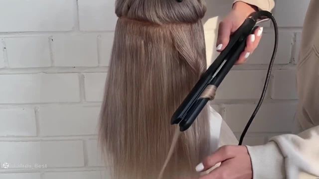 چگونه با اتوی مو موهایمان را فر کنیم