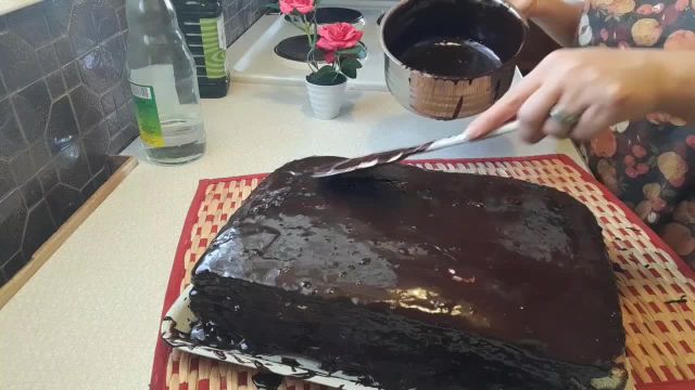 روش پخت کیک خامه ای با روکش شکلات به روش مردم افغانستان