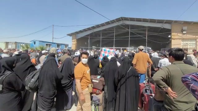 بسته شدن مرزمهران از سوی عراق و ازدحام جمعیت  - ویدیو