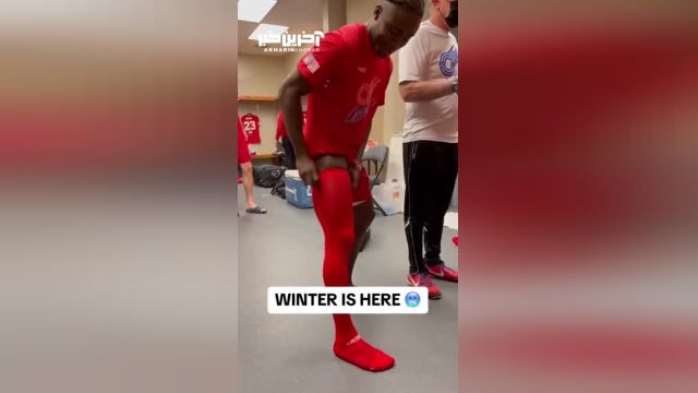 جوراب ساق‌بلند فوتبالیستا برای زمستان؛ دیگه زیاده بلنده!