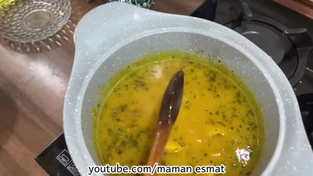 طرز تهیه دو اشکنه غذای خوشمزه و سنتی ایرانی با عطر و طعمی بی نظیر