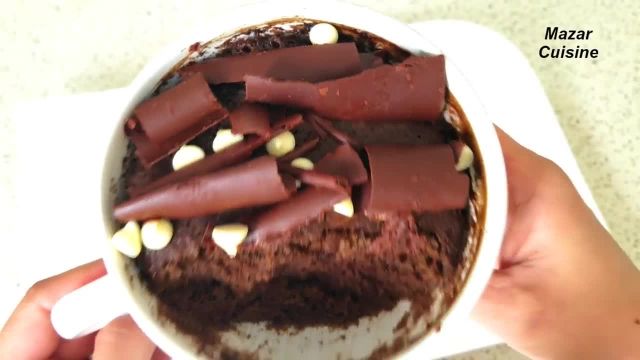 طرز تهیه کیک شکلاتی در یک دقیقه